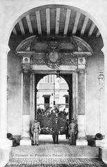 Entrance to the President's Palace in Havana, photomechanical print postcard