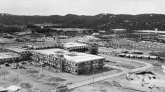 Campus Central da UFRN under construction with cranes and building structures