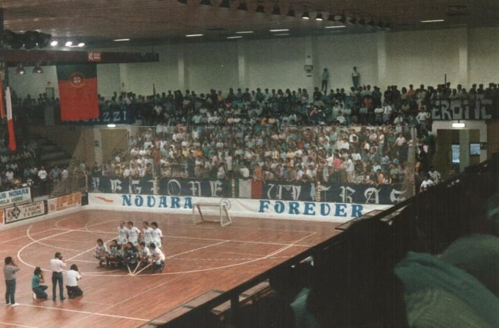 Historic soccer match between Novara and Barcelona in 1987