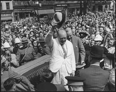 Winston Churchill arriving in Quebec in 1943