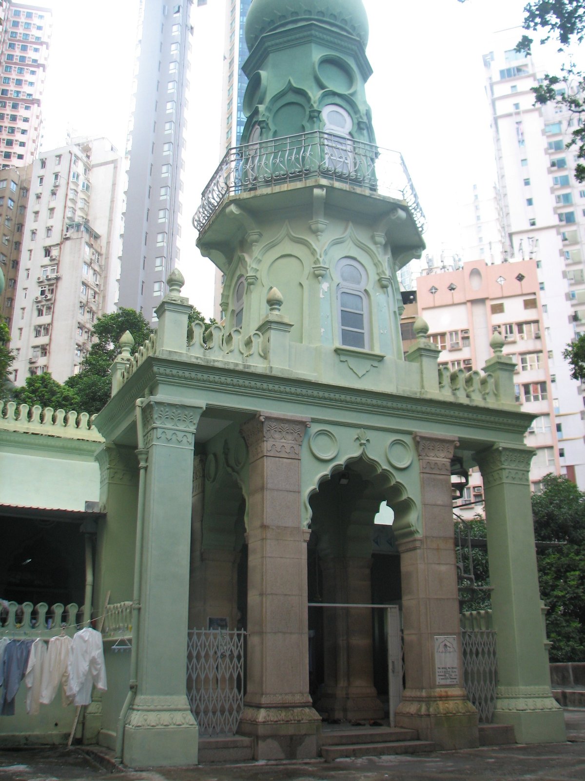 Shelley Street Mosque entrance with traditional architectural design