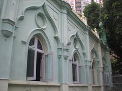 Shelly Street Mosque exterior view in daytime