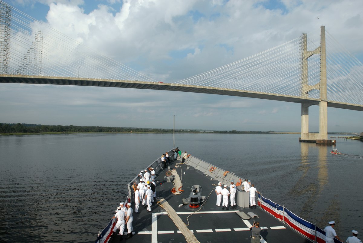 Guided-missile frigate USS Stephen W. Groves transiting under the Dames Point Bridge in Jacksonville