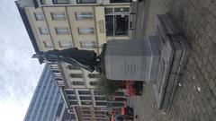 Monument Gabrielle Petit