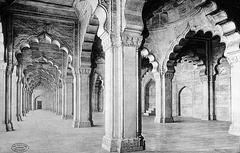 Black and white photo of Moti Masjid inside Agra Fort