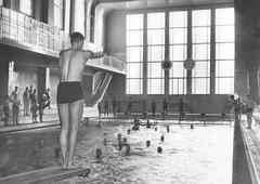Historical swim hall interior at Forsgrenska Badet on November 23, 1939