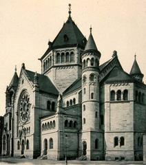 Façade of Strasbourg synagogue at Quai Kléber between 1898 and 1940