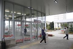 Ploschad Gagarina MCC station exterior entrance with people walking