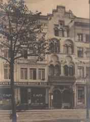 Old house Zum Rodenhaus at Alter Markt 48 in Cologne, built in 1584