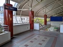 Aras platform 2 Stesen LRT PWTC Kuala Lumpur Malaysia