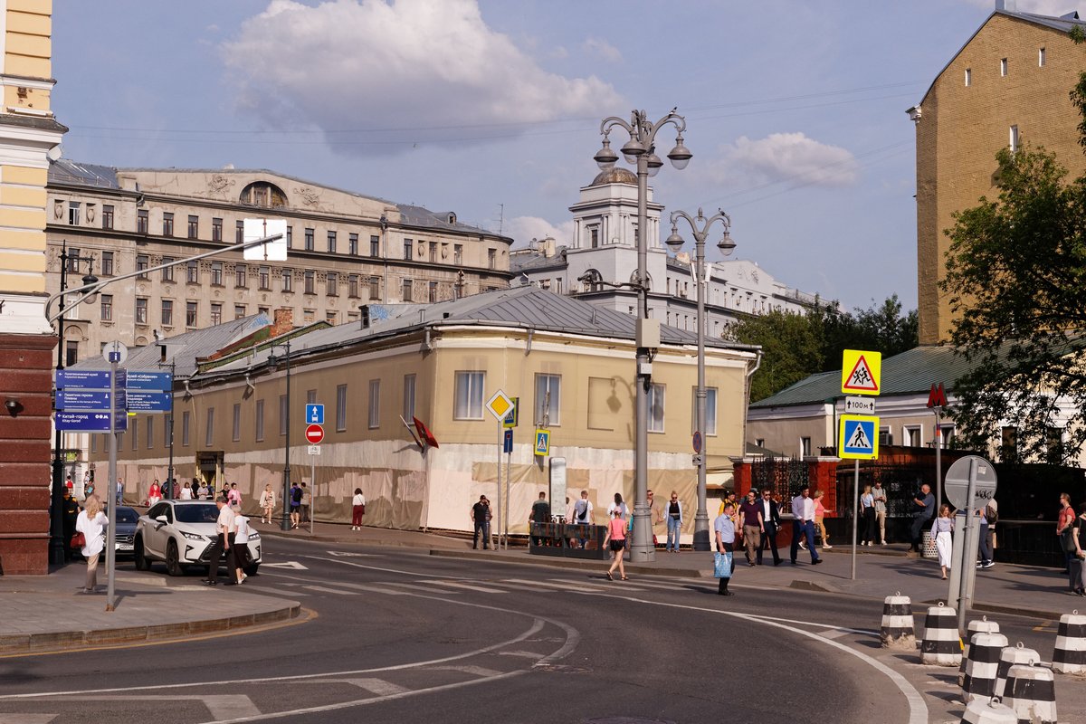 Cultural heritage building in Moscow on Solyansky Proezd in May 2021