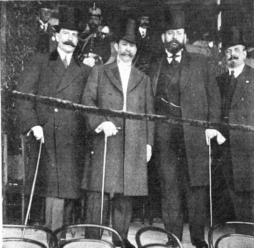 President of Argentina Figueroa Alcorta with Vice President of Chile Figueroa Larrain and Dr. Rodriguez Larreta at Santiago's Club Hipico