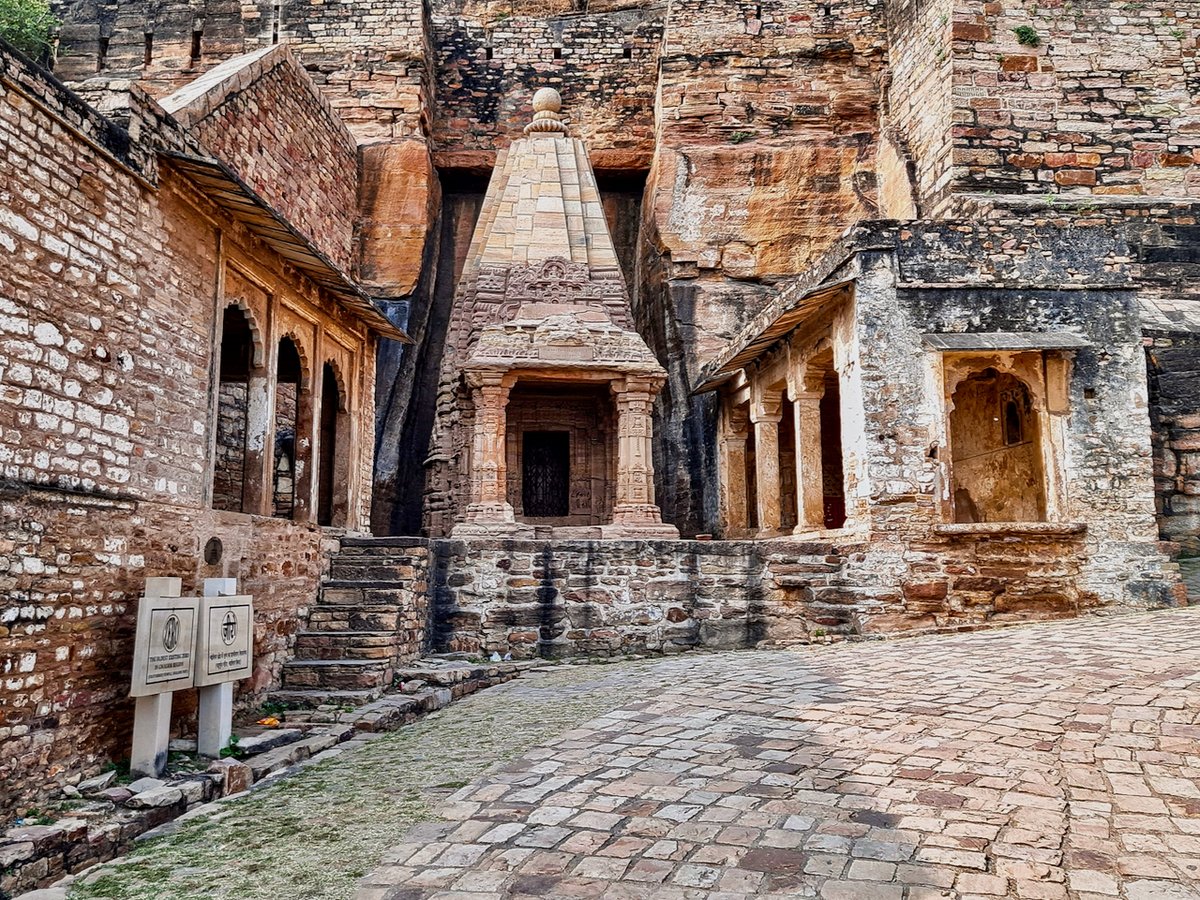 Chaturbhuj Temple, a rock-cut Hindu temple dedicated to Vishnu in Gwalior Fort, Madhya Pradesh, India, known for earliest inscription of zero