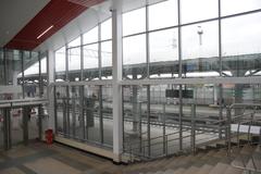 MCC train arriving at Lokomotiv MCC station platform