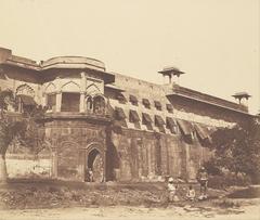 Felice Beato portrait of Seenmura Boorg Palace in Japan
