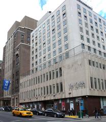 View looking east across Lexington Avenue and 91st Street at the Kaufmann Building of 92nd Street Y