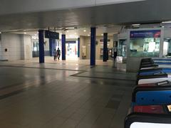 Abdullah Hukum LRT station concourse level with KTM station entrance