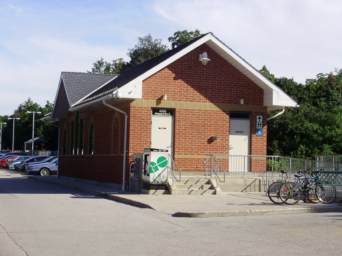 GO Transit's Agincourt GO Station building in Scarborough, Ontario