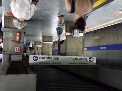 Platform view of Ana Rosa Station on Line 1-Blue, São Paulo Metro