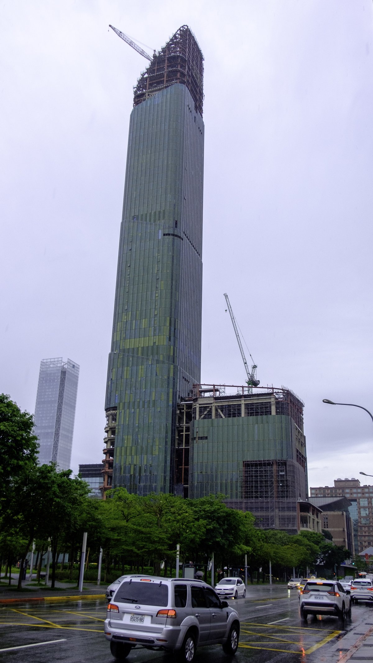 The Sky Taipei skyscraper nearing completion with Fubon Xinyi A25 tower in the distance