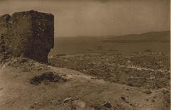 Historical image of Mont Pagus fortress and city by Frédéric Boissonnas, 1919