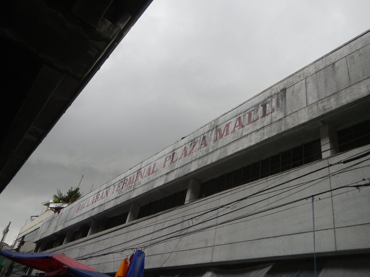 Al-Wasat Mosque near Baclaran LRT Station and Baclaran Terminal Plaza in Parañaque City