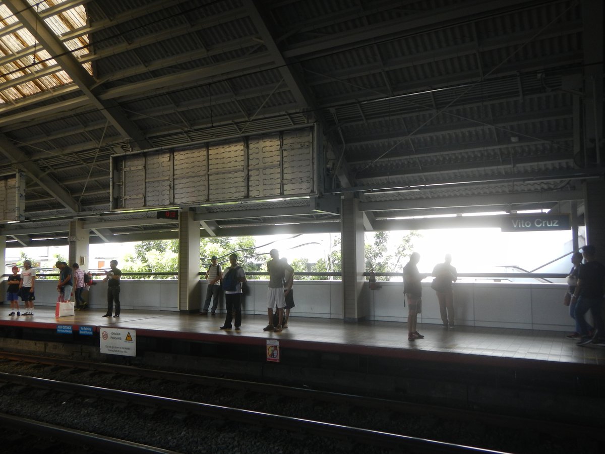 Baclaran Shopping Mall and Flea Market along Taft Avenue Extension in Pasay City near LRT Baclaran Station