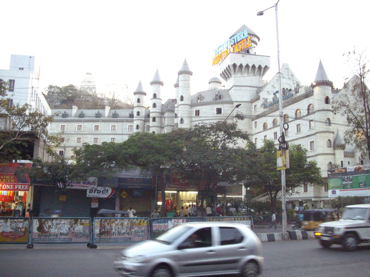 Amrutha Castle Hotel and Birla Temple on cliff in Hyderabad