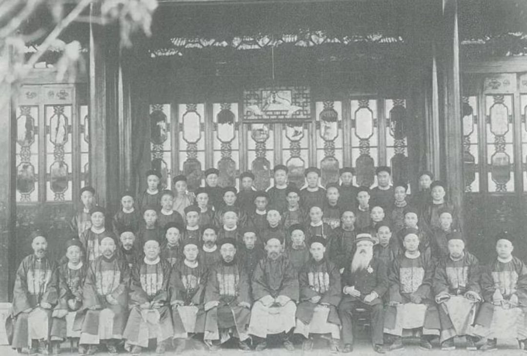 Staff at Canton Mint circa 1900 with Viceroy Zhang Zhidong and Chief Edward Wyon