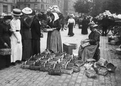 Amager Ladies selling strawberries at Grønttorvet, Copenhagen