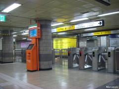 Chungjeongno Station ticket gate interior with people