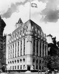 Ottawa Central Post Office building shortly after completion in 1939