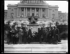 Person laying a wreath at Marshall Memorial at the U.S. Capitol in Washington D.C.