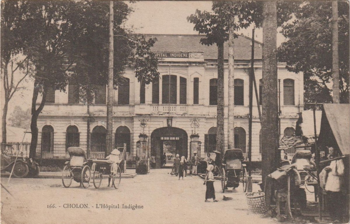 Exterior view of L'Hôpital Indigène in Cholon with French colonial architecture