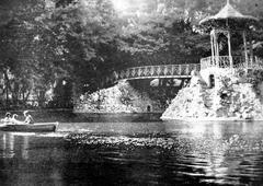 Laguna del Parque de la Exposición in Lima, 1911