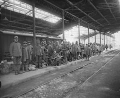 Italian troops waiting to entrain at Mestre during First World War