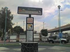 Signage at Oceania metro station