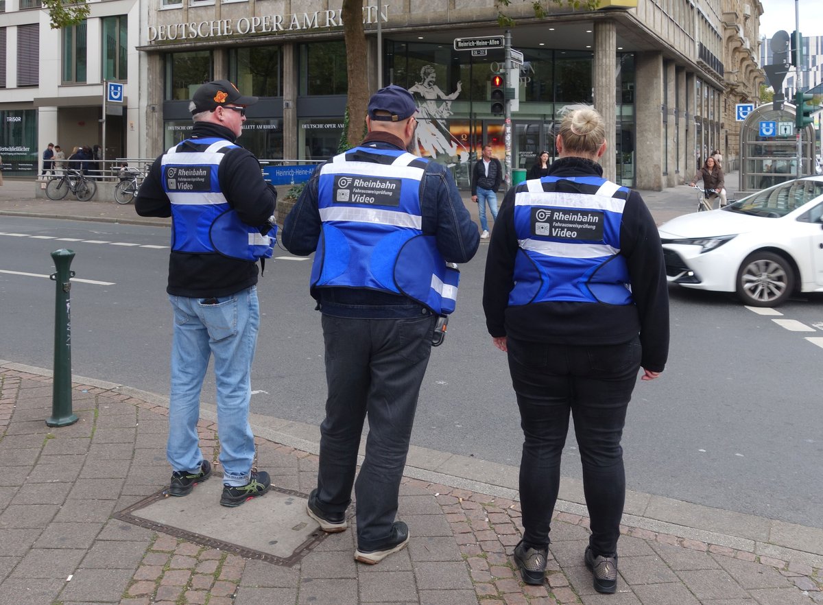 Rheinbahn ticket inspection with video device in Düsseldorf