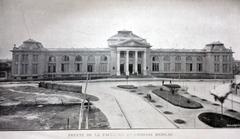 Front view of the Faculty of Medicine building at the National University of Rosario in its early days
