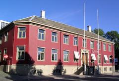 Kjøpmannsgata 52 historic log house with brick facing in Trondheim