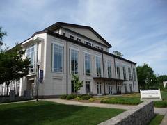 Donna And Marvin Schwartz Center For Performing Arts