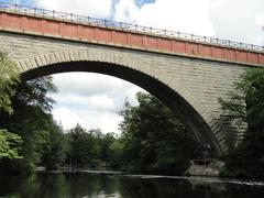 Echo Bridge