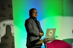 U.S. Embassy hosts 24 Hours of Reality event in Jakarta with Deputy Chief of Mission Ted Osius and climate advocates