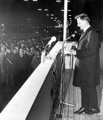 Olof Palme inaugurating the Älvsborg Bridge on November 8, 1966