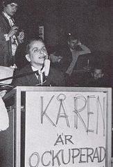 Olof Palme visiting the occupied student union building during the Kårhusockupationen in May 1968
