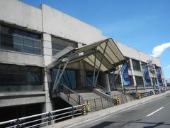 Universidad de Manila Downtown Campus building in Santa Cruz, Manila beside FEATI University on Rizal Avenue