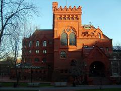 Exterior view of Fisher Fine Arts Library in Philadelphia with classical architecture