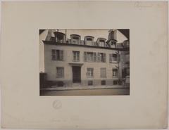 Facade of Balzac's house in the 16th arrondissement of Paris on Rue Raynouard