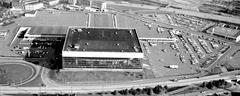 Exterior view of the Veterans Memorial Coliseum in Portland Oregon