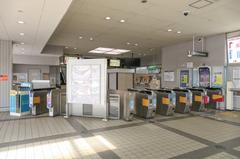 South exit ticket gate of Gakuen-mae Station on Kintetsu Nara Line